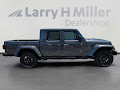 2025 Jeep Gladiator Nighthawk