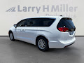 2025 Chrysler Voyager LX