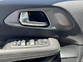 2025 Chrysler Voyager LX