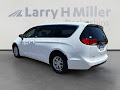 2025 Chrysler Voyager LX
