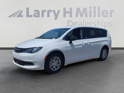 2025 Chrysler Voyager