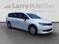 2025 Chrysler Voyager LX