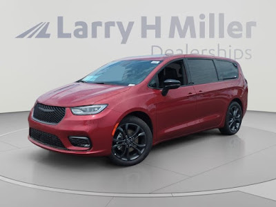 2026 Chrysler Pacifica
