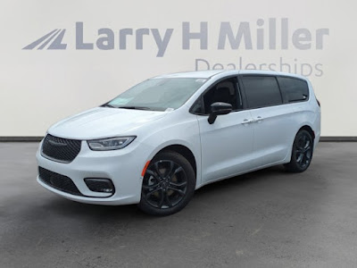 2026 Chrysler Pacifica