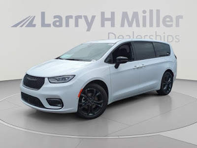 2026 Chrysler Pacifica